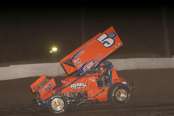 #5W Lucas Wolfe