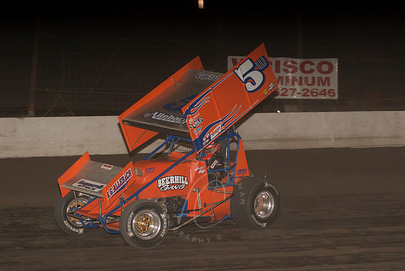 #5W Lucas Wolfe
