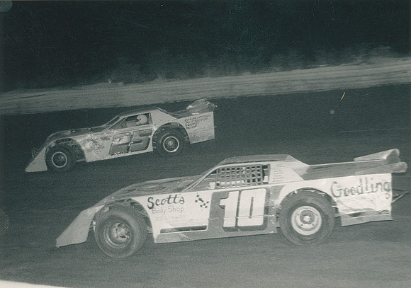#10 Unknown and #25 Unknown Late Models