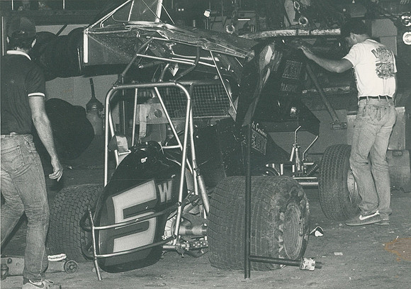 #5W possibly Randy Wolfe Sprint Crash