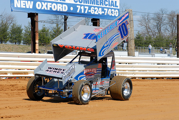 #10n Niki Young