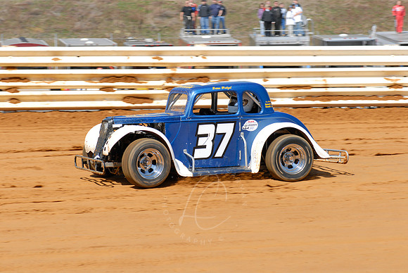 #37 Brian Weitzel