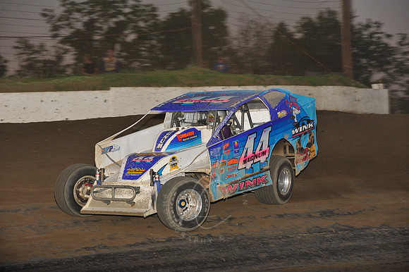 _GRA_5-20-09_LC-136