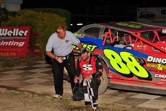 _GRA_5-20-09_LC-328