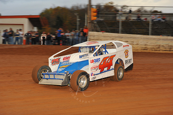_HAG_10-24-09_LC-30