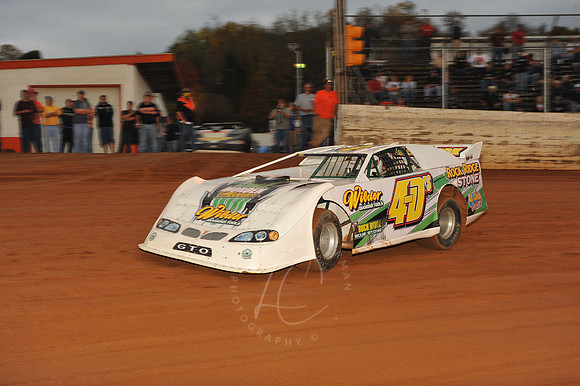 _HAG_10-24-09_LC-40