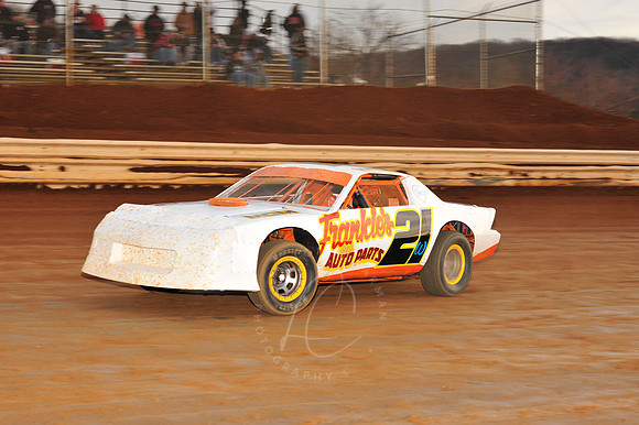 _LIN_4-11-09_LC-175