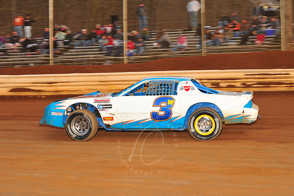 _LIN_4-11-09_LC-176