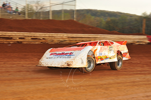 _LIN_4-25-09_LC-23