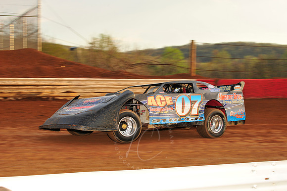 _LIN_4-25-09_LC-32
