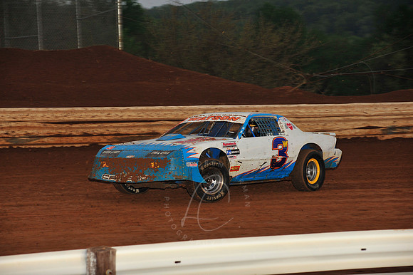 _LIN_5-2-09_LC-121