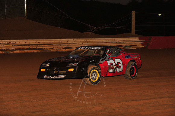 _LIN_5-9-09_LC-147