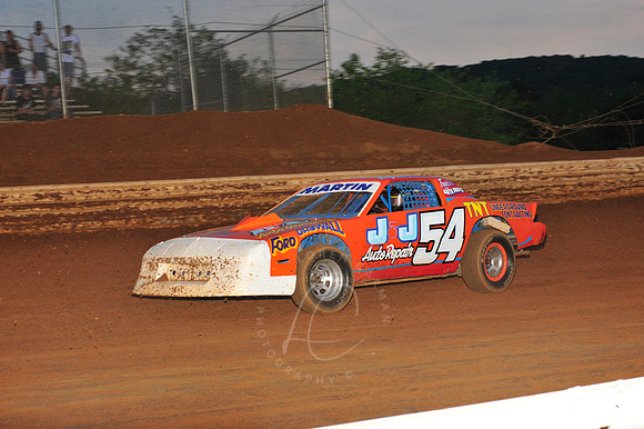 _LIN_5-23-09_LC-104