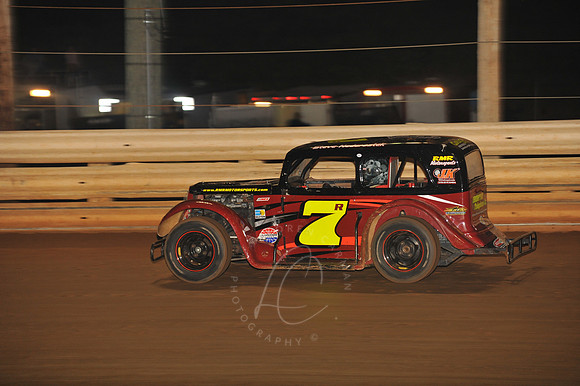_LIN_8-1-09_LC-258