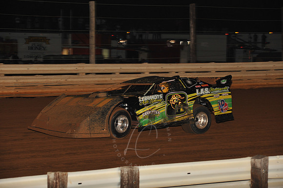 _LIN_8-12-09_LC-182
