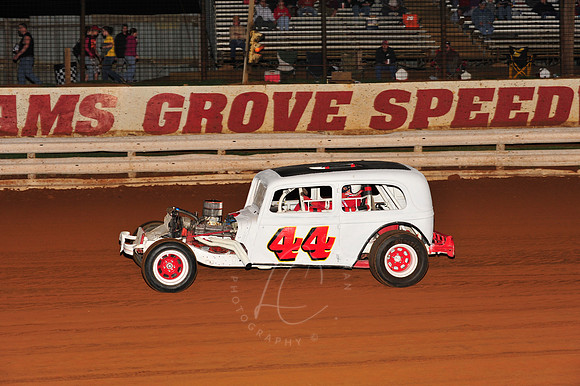 _WG_4-24-09_LC-157