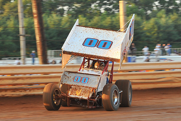 LIN_7-17-10_LLC_URC-36