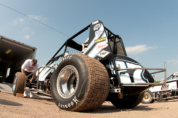 LER_5-30-11_LLC_PITS-7