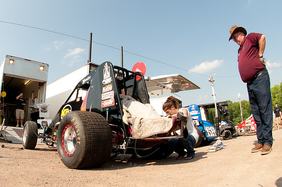 LER_5-30-11_LLC_PITS-9