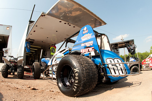 LER_5-30-11_LLC_PITS-10