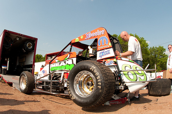 LER_5-30-11_LLC_PITS-18