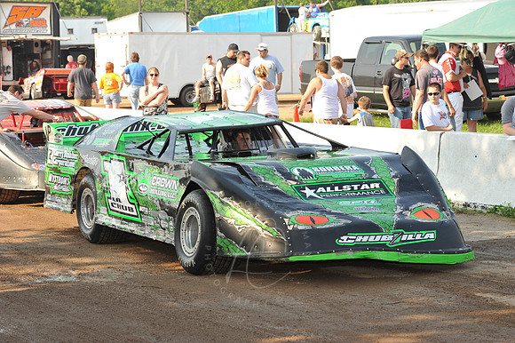 LER_5-30-11_LLC_PITS-31