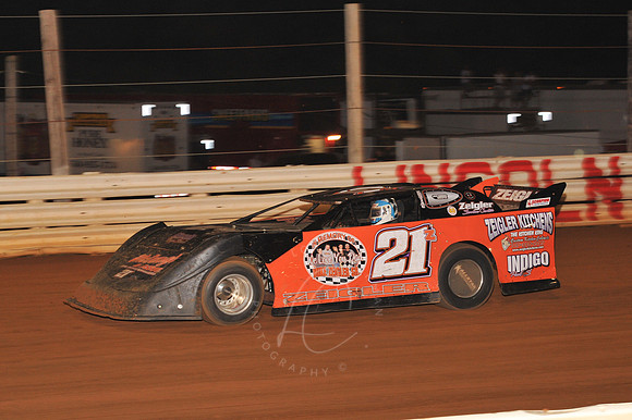 LIN_6-8-11_LLC_358 LM-31