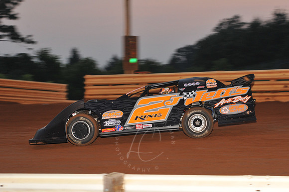 LIN_6-8-11_LLC_SLM-113