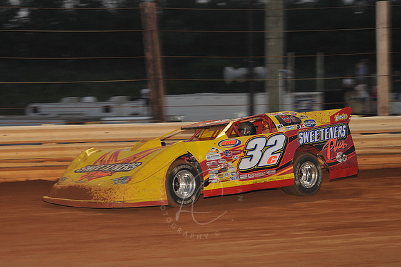 LIN_6-8-11_LLC_SLM-122