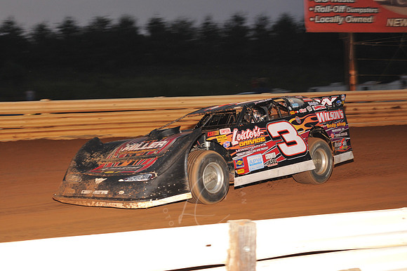 LIN_6-8-11_LLC_SLM-136