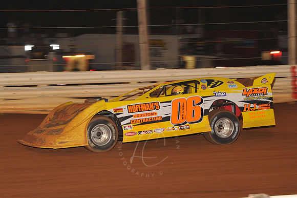 LIN_6-8-11_LLC_SLM-192