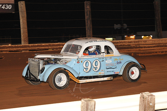 LIN_8-20-11_LLC_EMMR-13