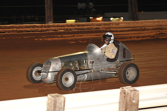 LIN_8-20-11_LLC_EMMR-31