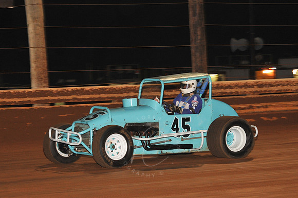 LIN_8-20-11_LLC_EMMR-42