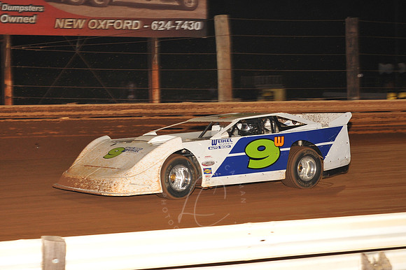 LIN_9-3-11_LLC_358 LM-10