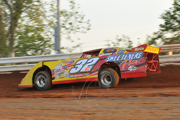 WIL_6-7-11_LLC_SLM-38