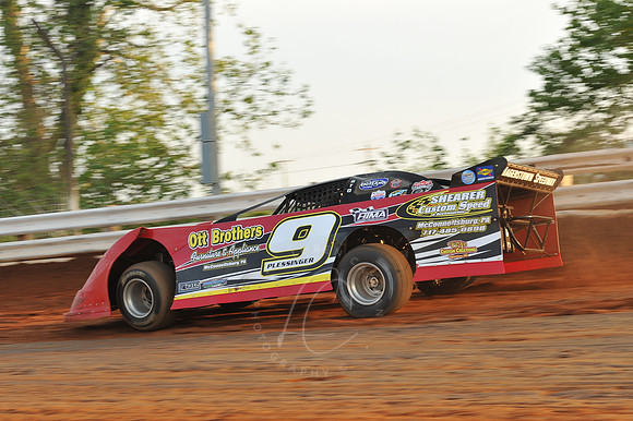 WIL_6-7-11_LLC_SLM-41