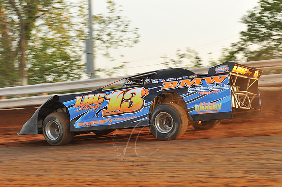 WIL_6-7-11_LLC_SLM-52
