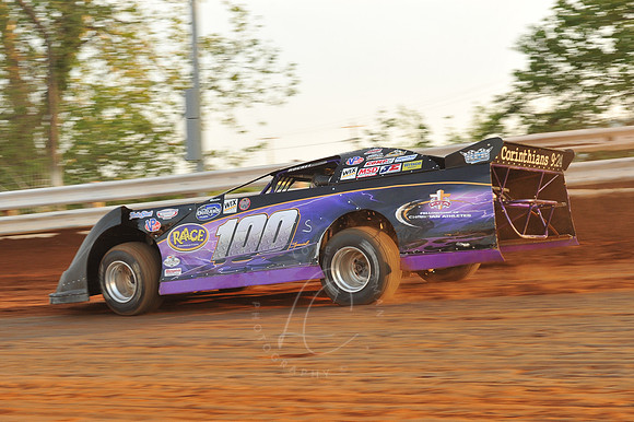 WIL_6-7-11_LLC_SLM-54