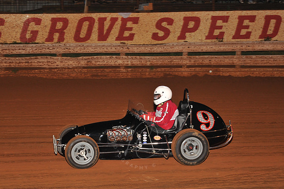 WIL_8-19-11_LLC_EMMR-14