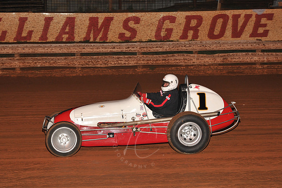 WIL_8-19-11_LLC_EMMR-31