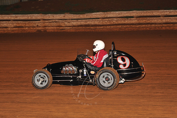 WIL_8-19-11_LLC_EMMR-34