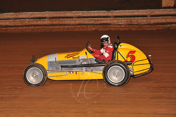 WIL_8-19-11_LLC_EMMR-35