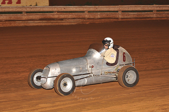 WIL_8-19-11_LLC_EMMR-44