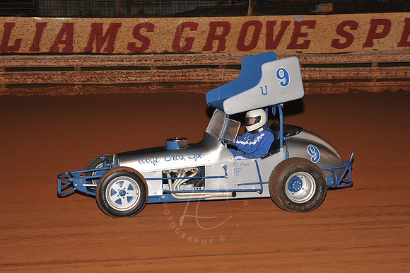 WIL_8-19-11_LLC_EMMR-53