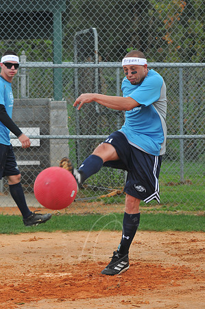 WIL_9-28-12_LLC_KICKIT-23