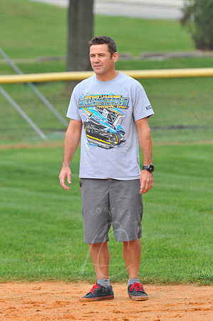 WIL_9-28-12_LLC_KICKIT-31