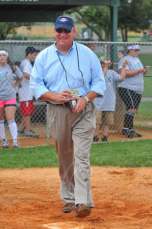 WIL_9-28-12_LLC_KICKIT-63