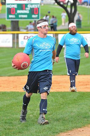 WIL_9-28-12_LLC_KICKIT-65