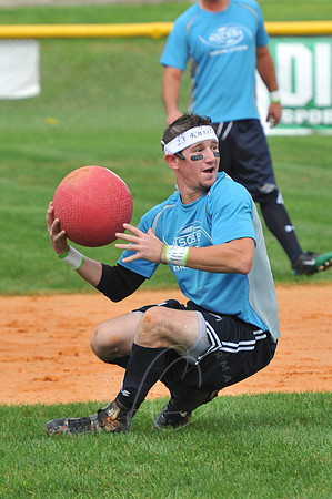 WIL_9-28-12_LLC_KICKIT-69